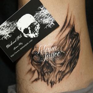 ドクロのタトゥー