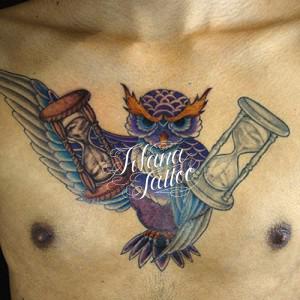 梟|砂時計のタトゥー