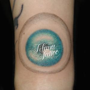 眼球のタトゥー