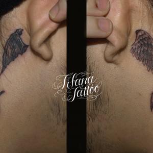 天使と悪魔の羽のタトゥー