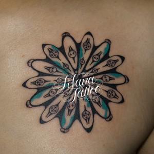 サボテンの花のタトゥー