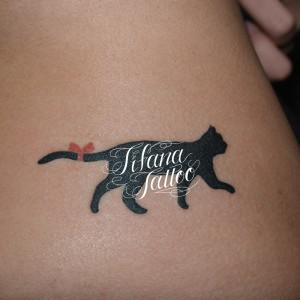 猫のシルエット・タトゥー