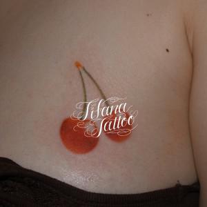 さくらんぼのタトゥー