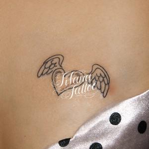 ハート|翼のワンポイントタトゥー