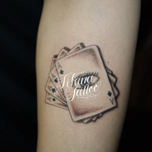 エースのフォーカード・タトゥー