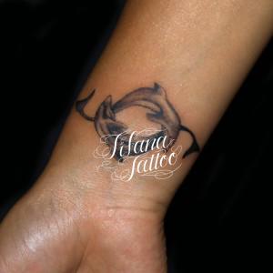 イルカのタトゥー