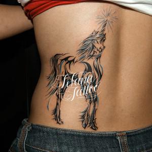 ユニコーンのトライバルタトゥー