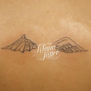 翼|羽のタトゥー