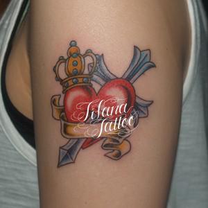 ハート|クロス|王冠のタトゥー