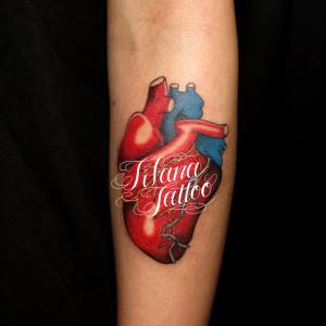 心臓のタトゥー