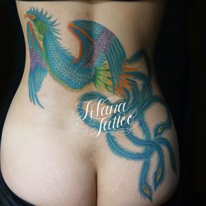 青い鳳凰の刺青