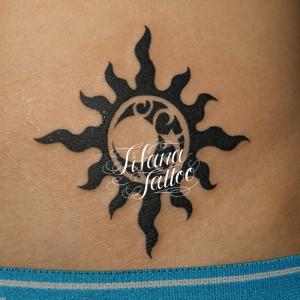 太陽|月|星のタトゥー