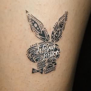 ウサギのトライバルタトゥー