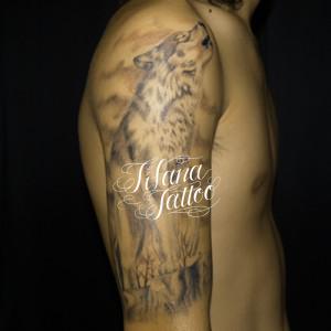 オオカミのタトゥー