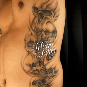 スカルのタトゥー