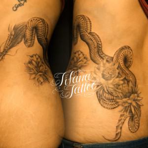 龍と蓮の刺青作品