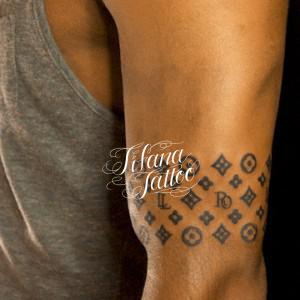 モノグラム・タトゥー