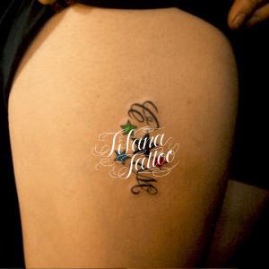 星とイニシャルのタトゥー