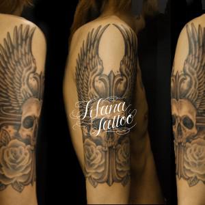 翼|スカル|クロス|薔薇のタトゥー