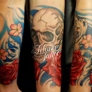 スカル|バラ|サクラのタトゥー