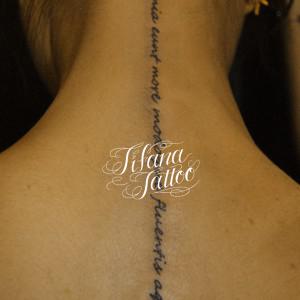 手書き文字の刺青作品