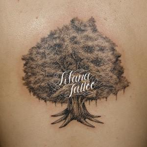 樹木のタトゥー