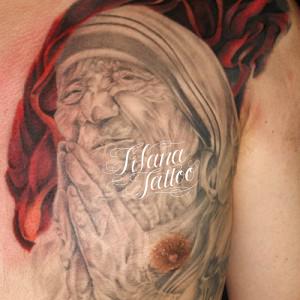 マザー・テレサのタトゥー