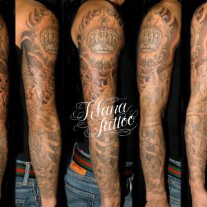 バベルの塔のフルスリーブ・タトゥー