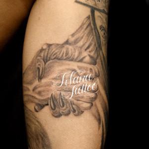 SHAKE HANDS TATTOO