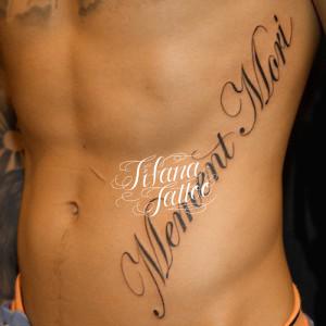 格言のタトゥー