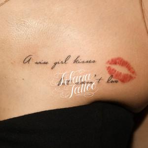 キスマーク|文字のガールズタトゥー