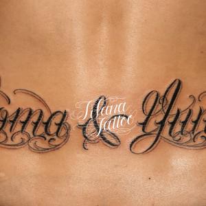 レタリングタトゥー