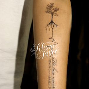 樹木|枝|心電図|文字のタトゥー