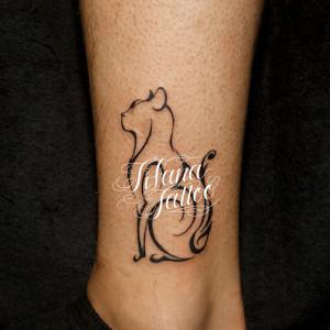 猫のトライバルタトゥー