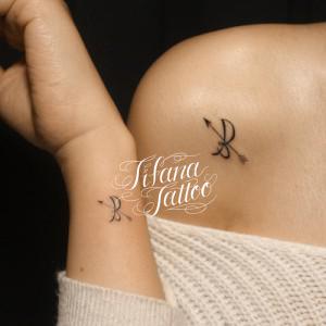 弓矢のワンポイントタトゥー