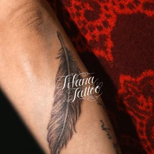 FEATHER TATTOO