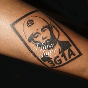 モンタージュのタトゥー