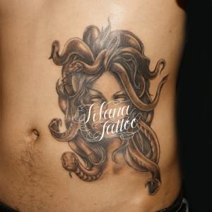 メドゥーサのタトゥー