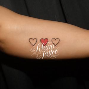 ハートのタトゥー