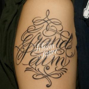 レタリングタトゥー