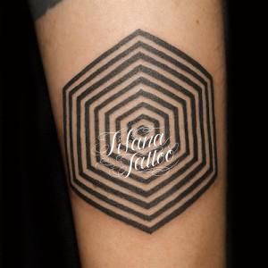 図形のタトゥー