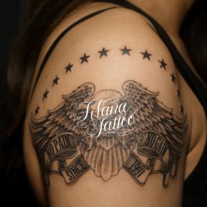 イーグルのタトゥー