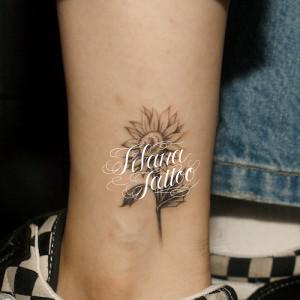 ヒマワリのタトゥー