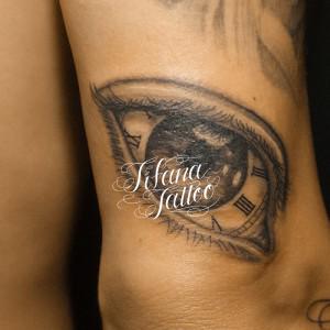 目|時計のタトゥー