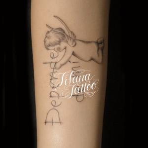 天使の落書き風タトゥー