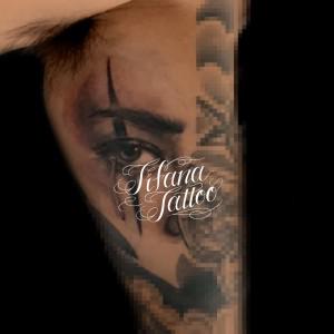 目|クラウンメイクのタトゥー