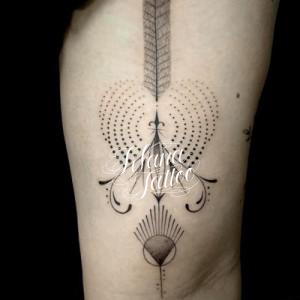 ジオメトリックタトゥー