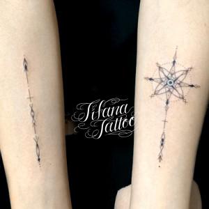 シンメトリーなジオメトリックタトゥー