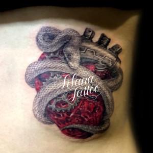 心臓|蛇のタトゥー