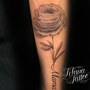 椿のボタニカルタトゥー